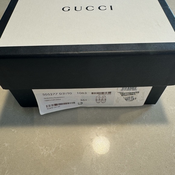 GUCCI Princetown Mule Fur Slippers With Embroidered Bees and Stars Black Leather - Picture 14 of 14